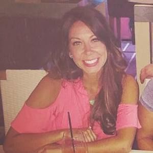 Meet your Posher, Holli